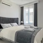 Qoople Elite 3 Apartment